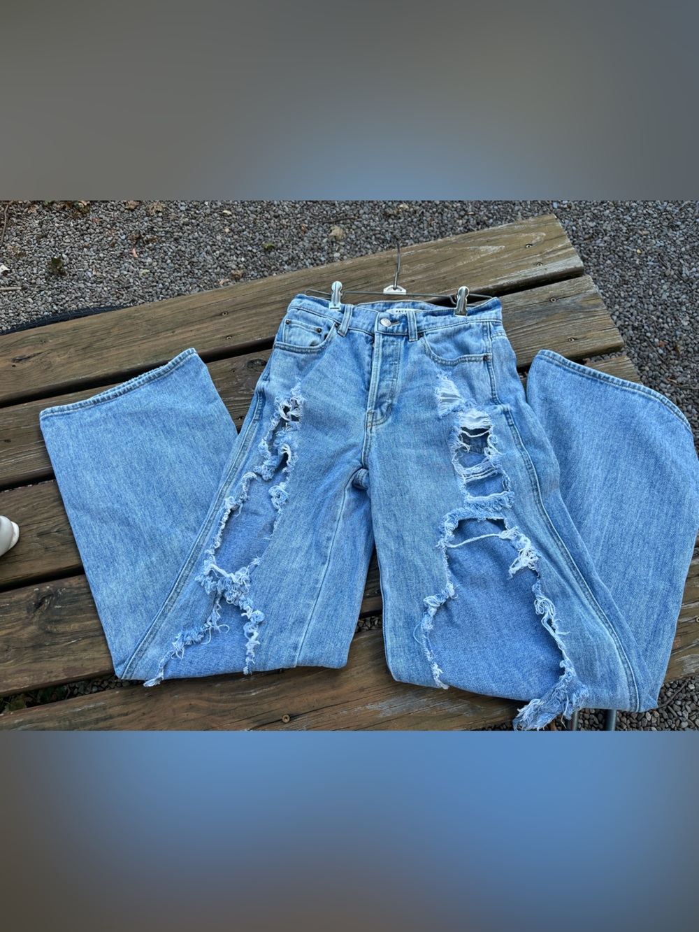 PacSun Light Blue Distressed Women’s Jeans